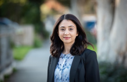 Kat Theophanous, Labor