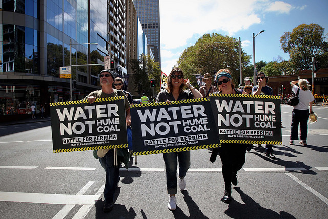 Protesters+from+the+Battle+for+Berrima+group+march+through+Sydney+
