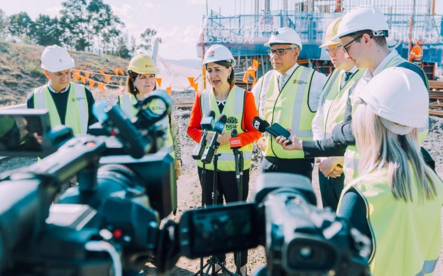 NSW+Premier+Gladys+Berejiklian+has+thrown+her+weight+behind+Liberal+candidate+for+Gilmore+Warren+Mundine.