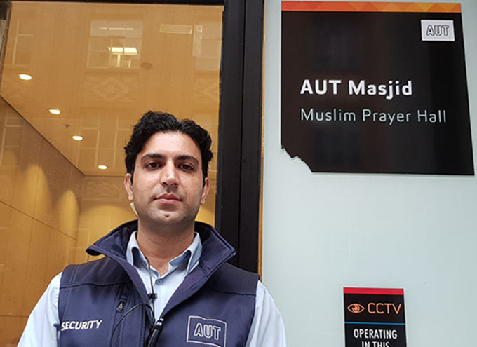 Omer+Bin+Nasir%2C+a+former+journalist+now+AUT+security+guard+and+doctoral+student+...+%22black+Friday+for+Muslims+...+but+we+now+feel+more+secure+living+in+New+Zealand.%22+Image%3A+PMC%2FDavid+Robie